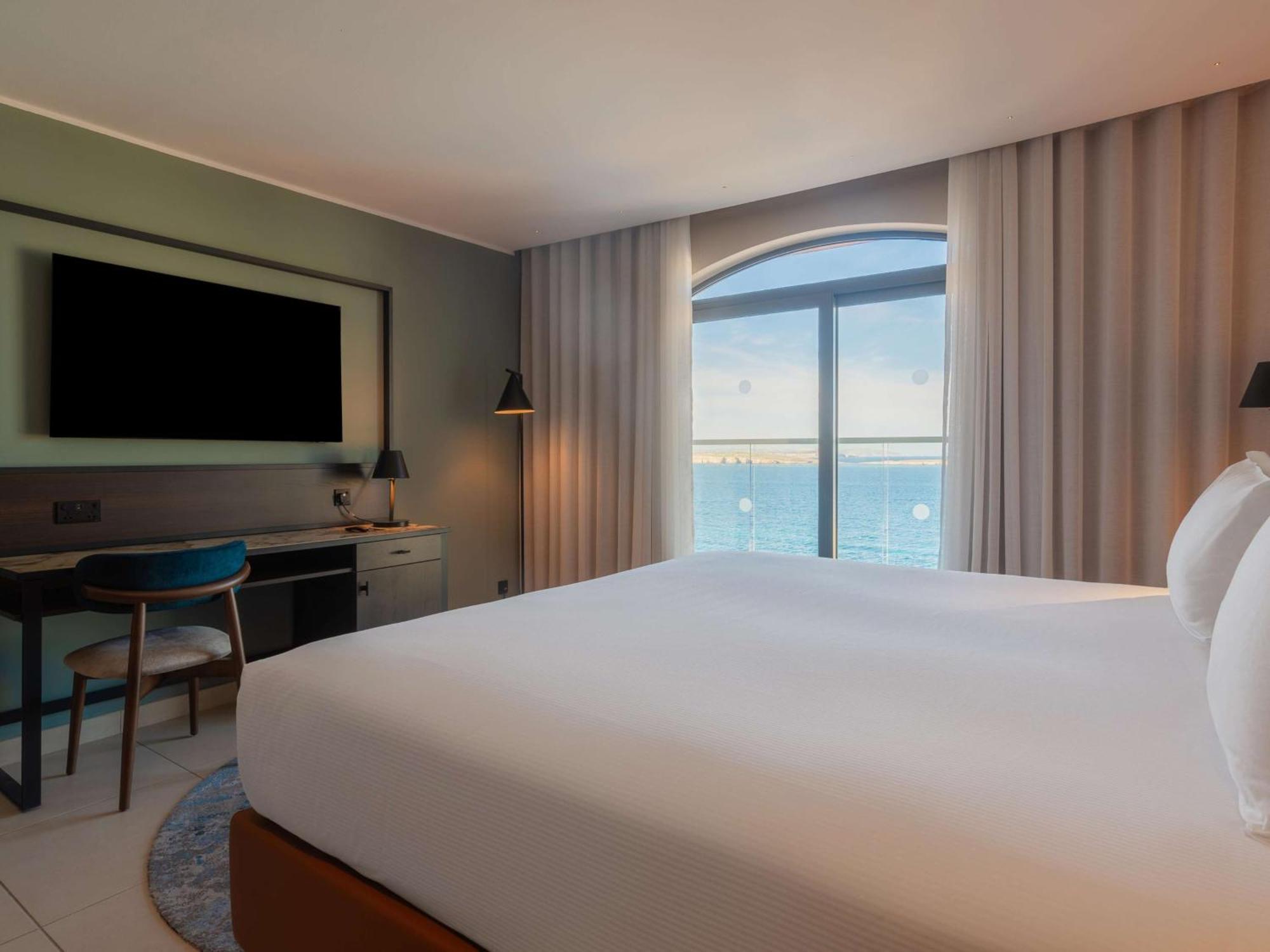 Queen Room Sea View